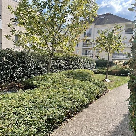 Studio 28 M2 & Jardin Privatif 20 M2 Montigny-le-Bretonneux Exteriér fotografie
