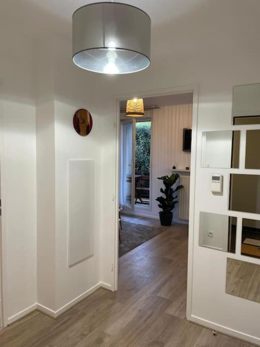 Studio 28 M2 & Jardin Privatif 20 M2 Montigny-le-Bretonneux Exteriér fotografie