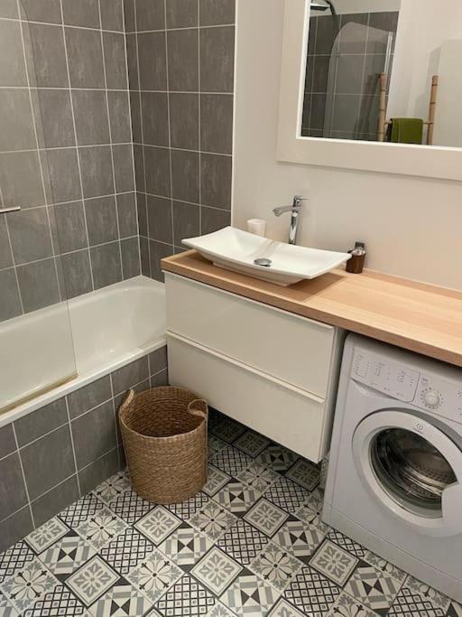 Studio 28 M2 & Jardin Privatif 20 M2 Montigny-le-Bretonneux Exteriér fotografie