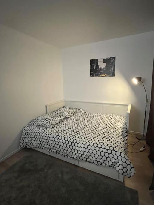 Studio 28 M2 & Jardin Privatif 20 M2 Montigny-le-Bretonneux Exteriér fotografie